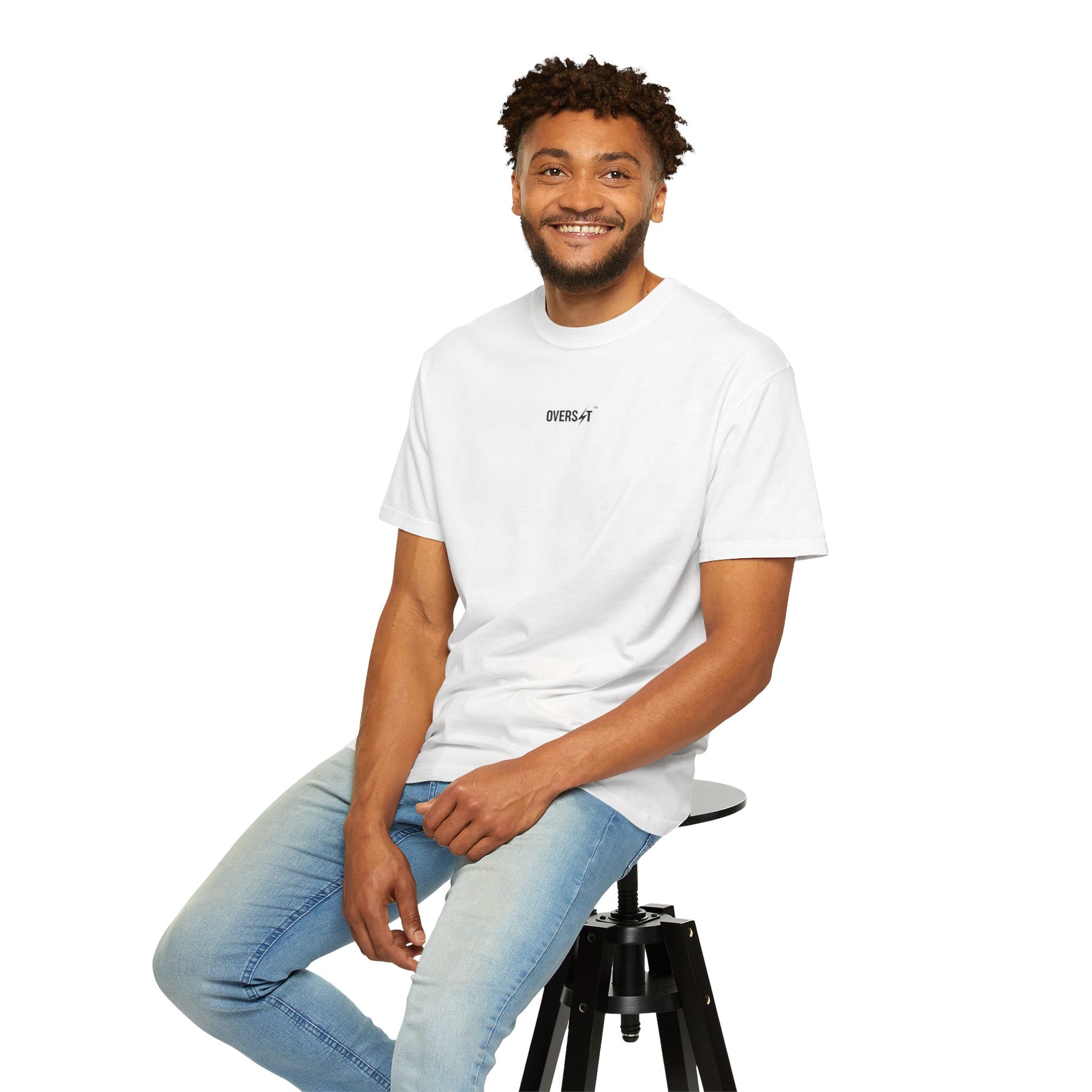 T-shirt Guerrier Épique : Unisexe, Style Décontracté, Design “No Retreat”, Motivation et Force pour le Sport et le Quotidien