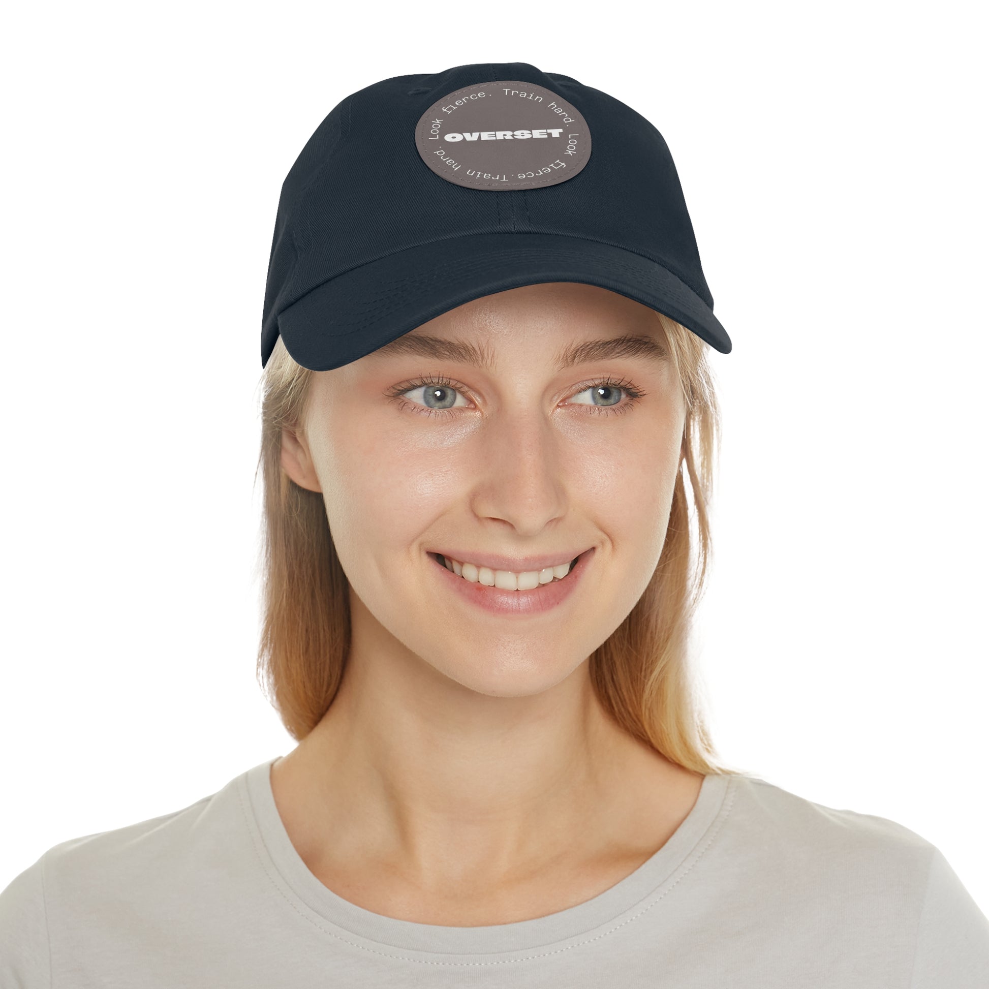 Casquette Dad Style Casual OVERSET™ – Patch Cuir Vegan et Broderie “Train Hard Look Fierce”, Unisexe | Divers Coloris