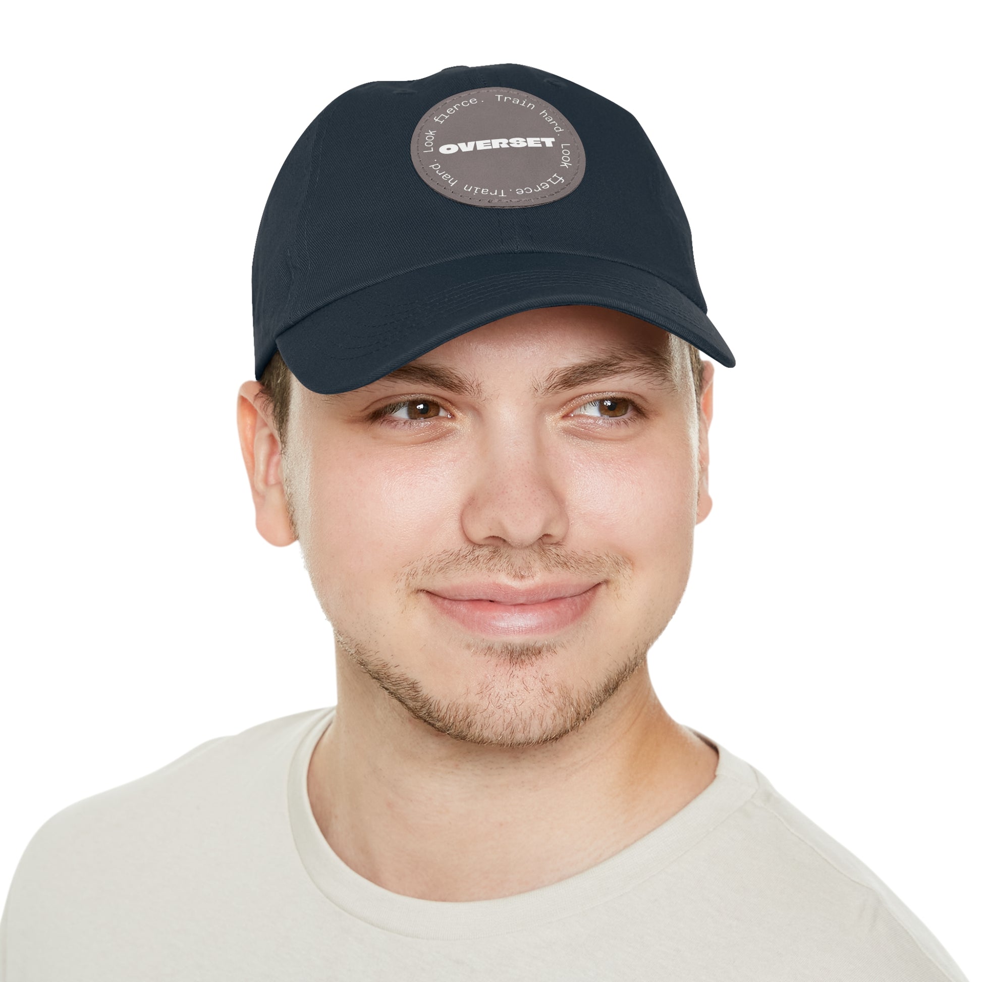 Casquette Dad Style Casual OVERSET™ – Patch Cuir Vegan et Broderie “Train Hard Look Fierce”, Unisexe | Divers Coloris